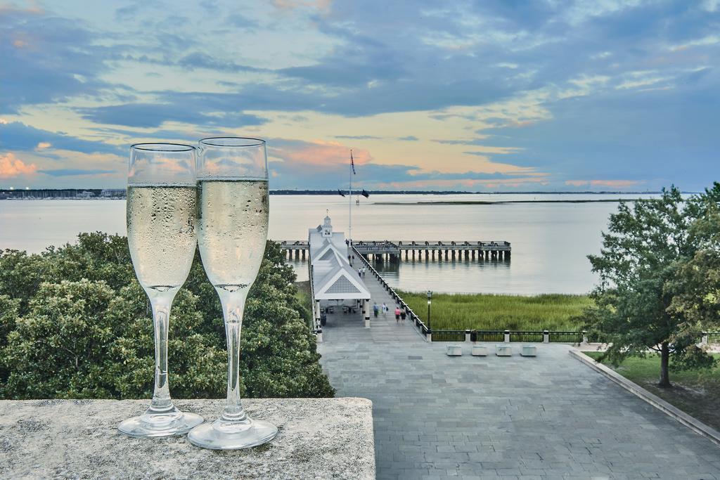 Harbourview Inn Charleston Exterior photo